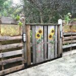 What a Red Porch Light Really Means – Symbolism, Safety, and Awareness