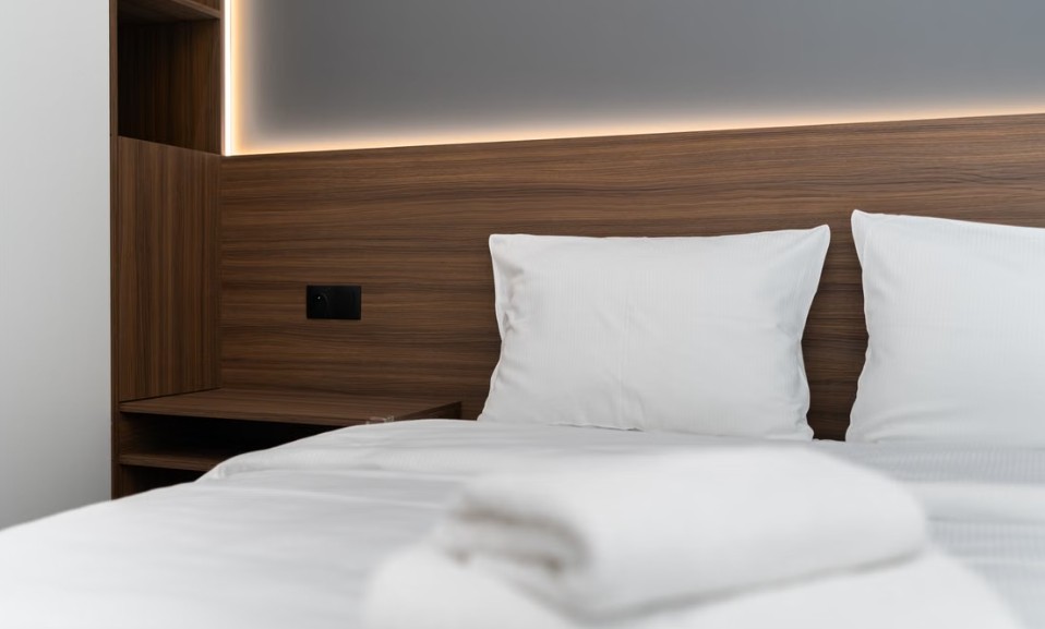 hotel bedroom