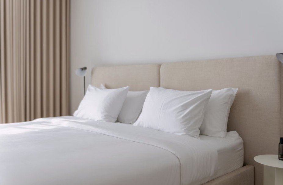hotel bedroom